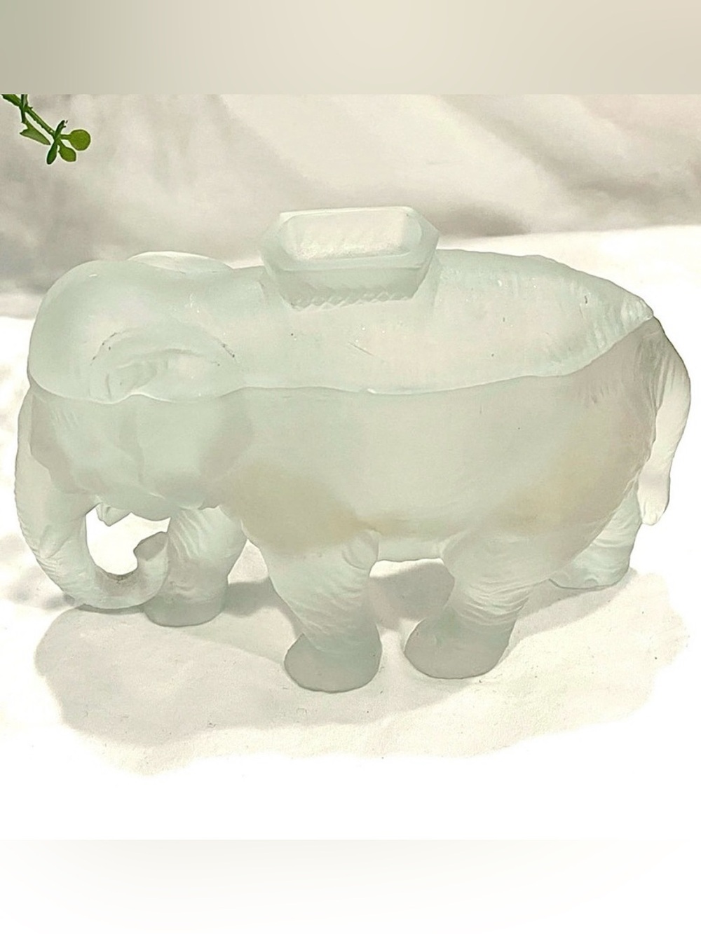 Vintage Frosted Glass Elephant Trinket Storage w Lid | Unmarked | GUC